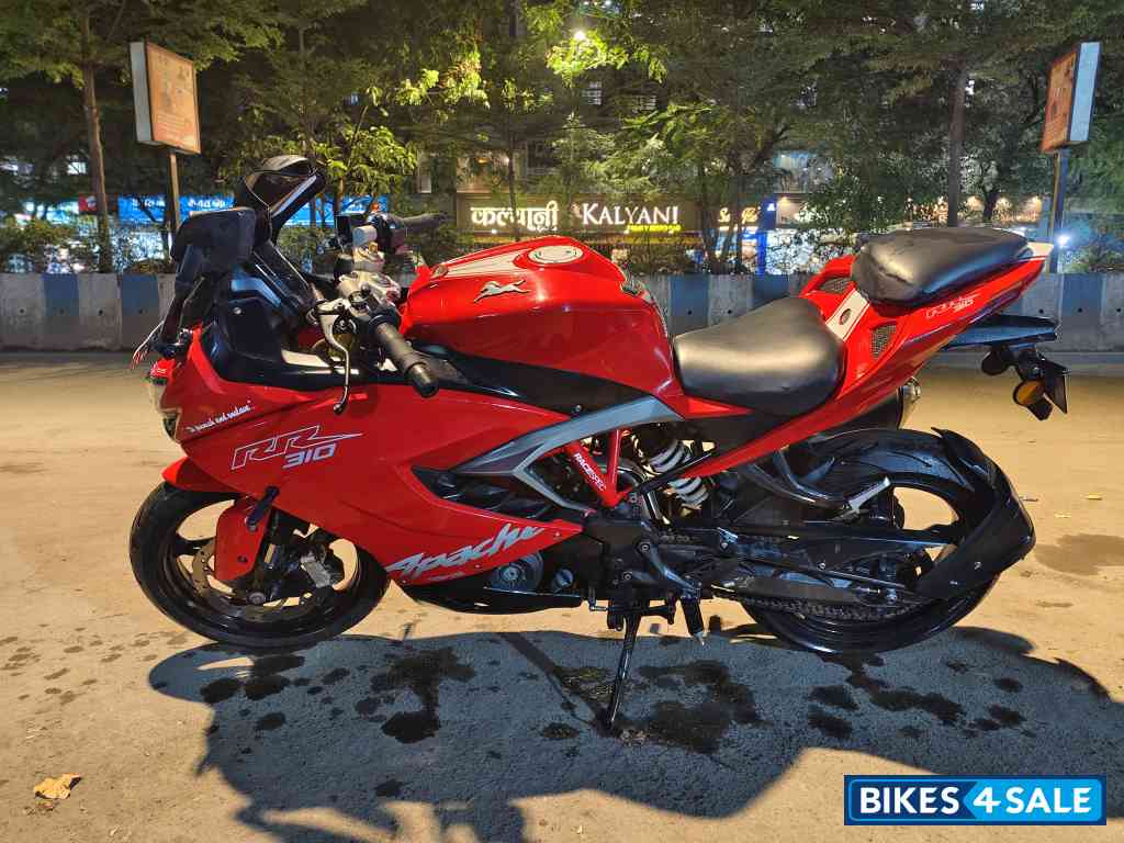 Red TVS Apache RR 310 BTO Red TVS Apache RR 310 BTO