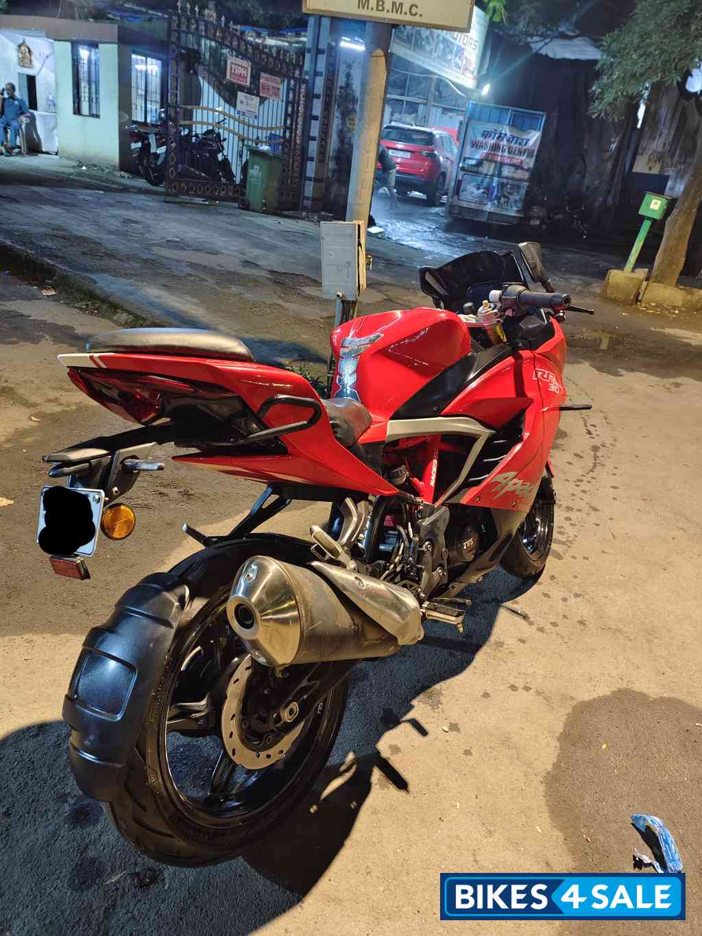 Red TVS Apache RR 310 BTO Red TVS Apache RR 310 BTO
