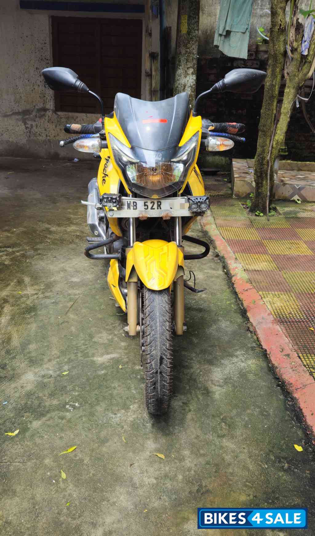 TVS Apache RTR 180