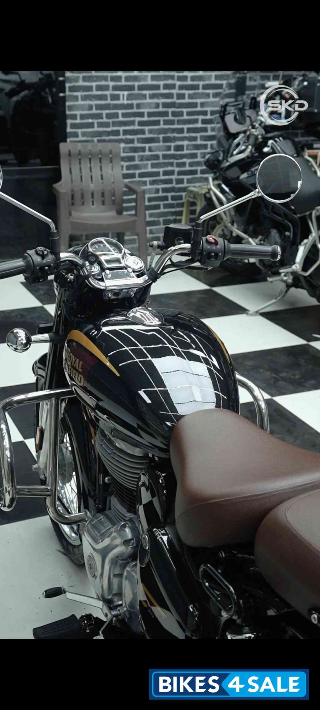 Halcyon Black Royal Enfield Classic 350