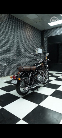 Halcyon Black Royal Enfield Classic 350