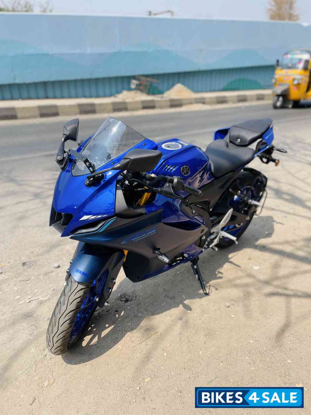 Yamaha R15 V4