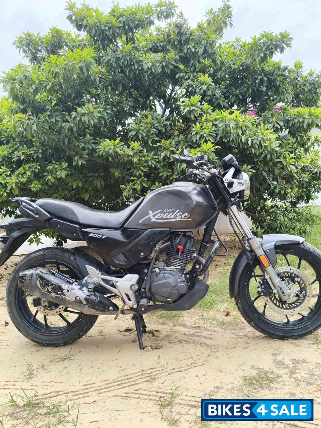 Black Hero XPulse 200T Black Hero XPulse 200T