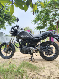 Black Hero XPulse 200T