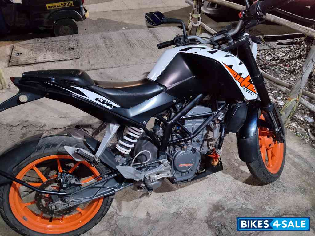 KTM Duke 200