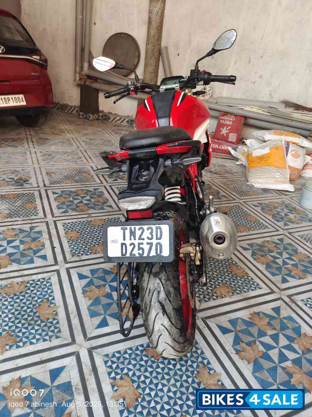 Raceing Red BMW G 310 R