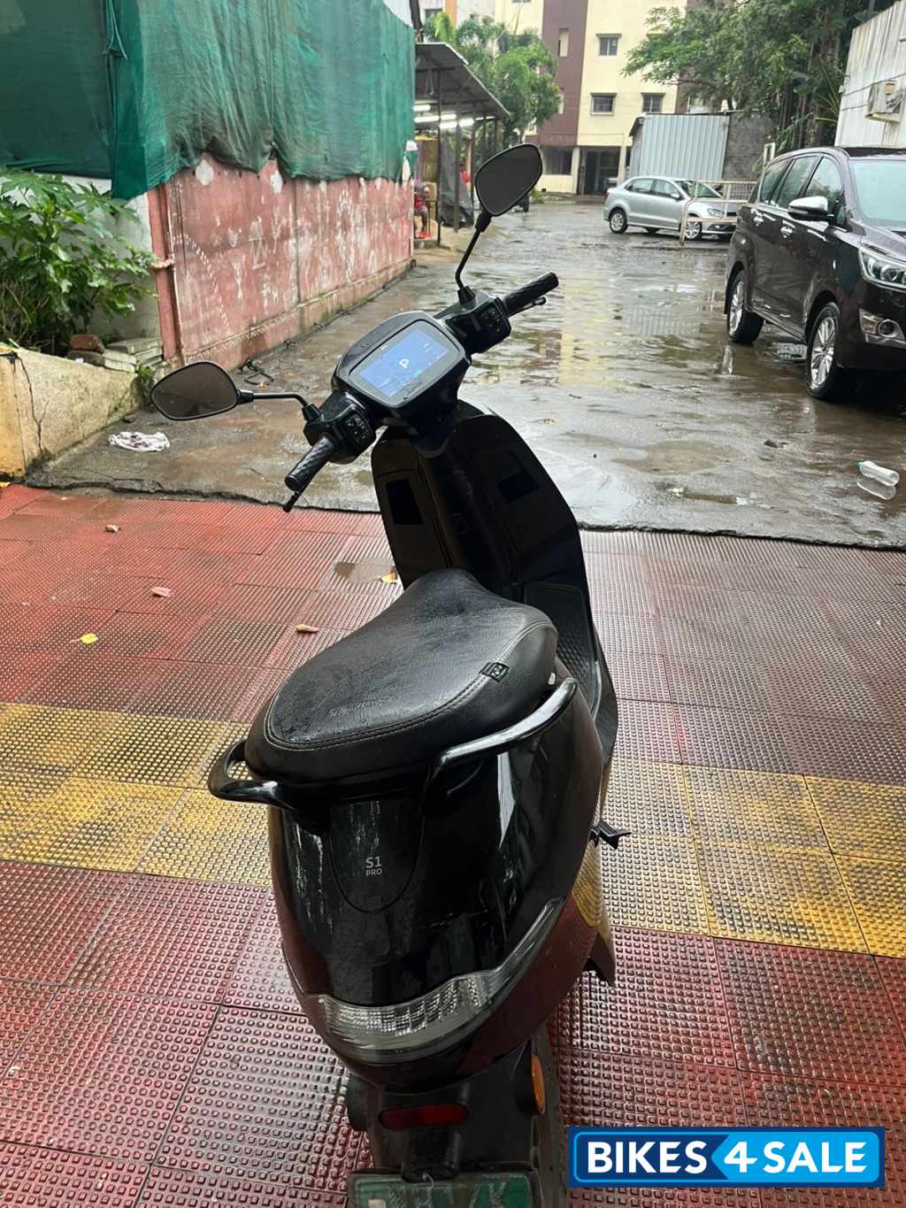 Ola S1 Pro Ola S1 Pro