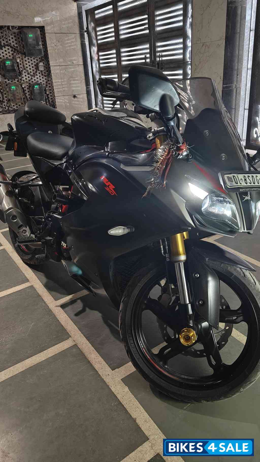 Black Grey TVS Apache RR 310 2024