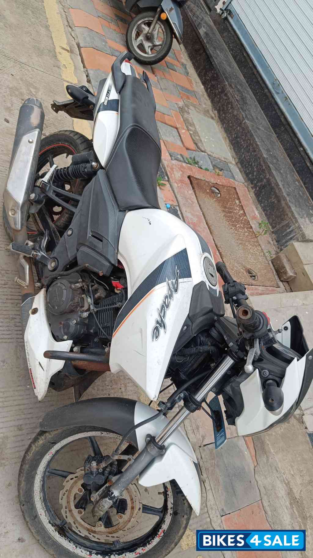 TVS Apache RTR 160
