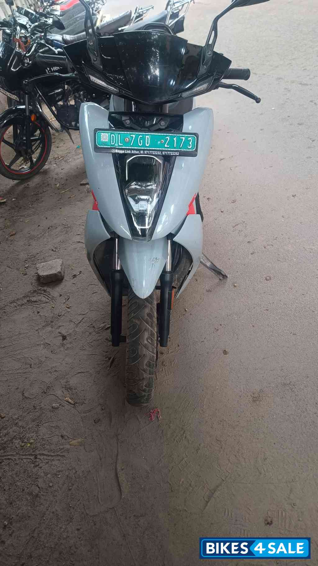 Lunar Gray Ather 450X Gen 3