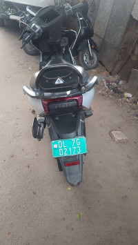 Lunar Gray Ather 450X Gen 3