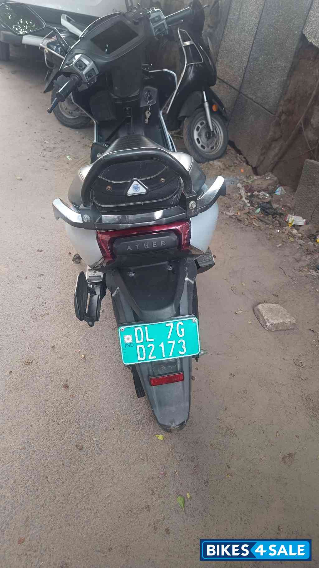 Lunar Gray Ather 450X Gen 3