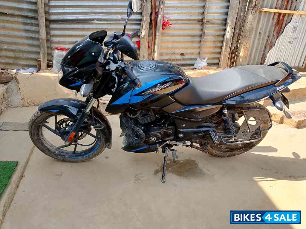 Bajaj Pulsar 125