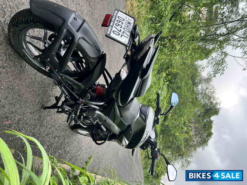 Gloss Pewter Grey Bajaj Pulsar NS 125
