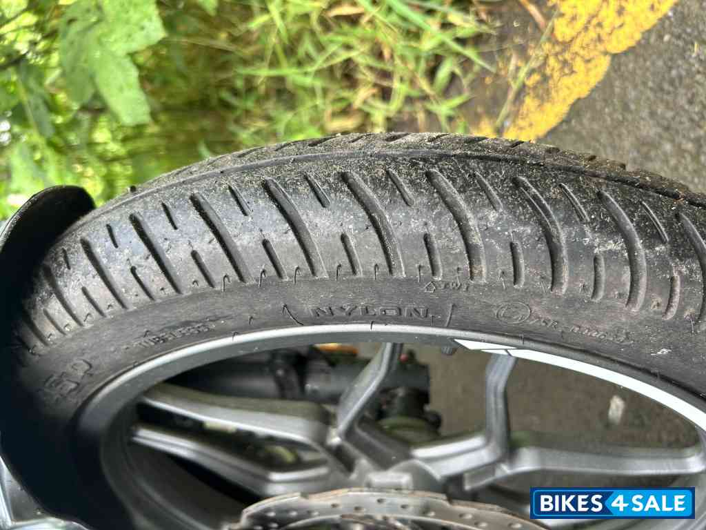 Gloss Pewter Grey Bajaj Pulsar NS 125