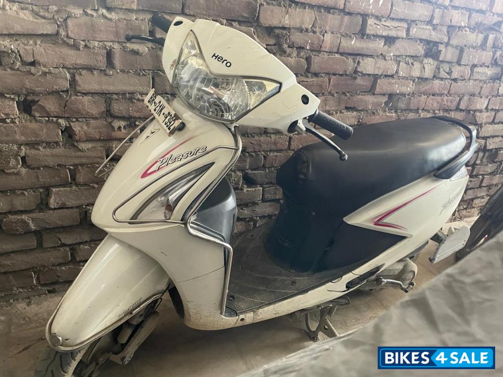 Hero Pleasure