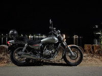 Bajaj Avenger 180 DTS-i