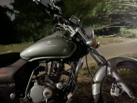 Bajaj Avenger 180 DTS-i