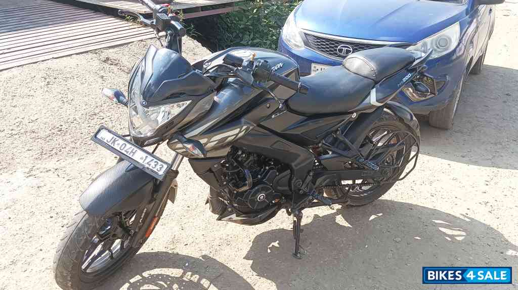 Bajaj Pulsar NS 200 BS6