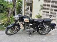 Black Royal Enfield Classic 350