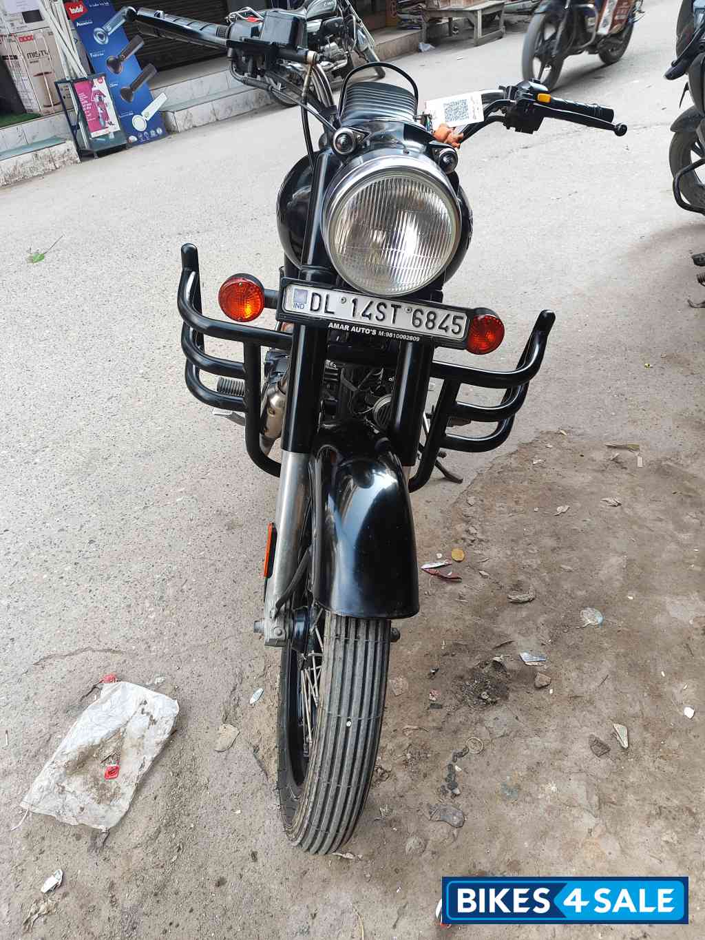 Jett Black Royal Enfield Bullet 350