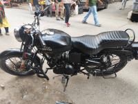 Jett Black Royal Enfield Bullet 350