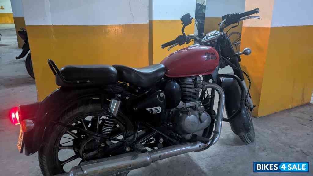 Royal Enfield Classic 350 Single Channel BS6