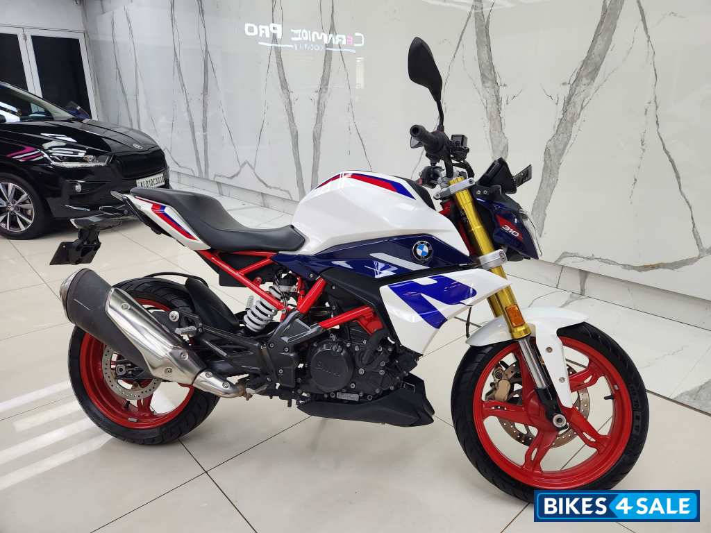 BMW G 310 R BS6