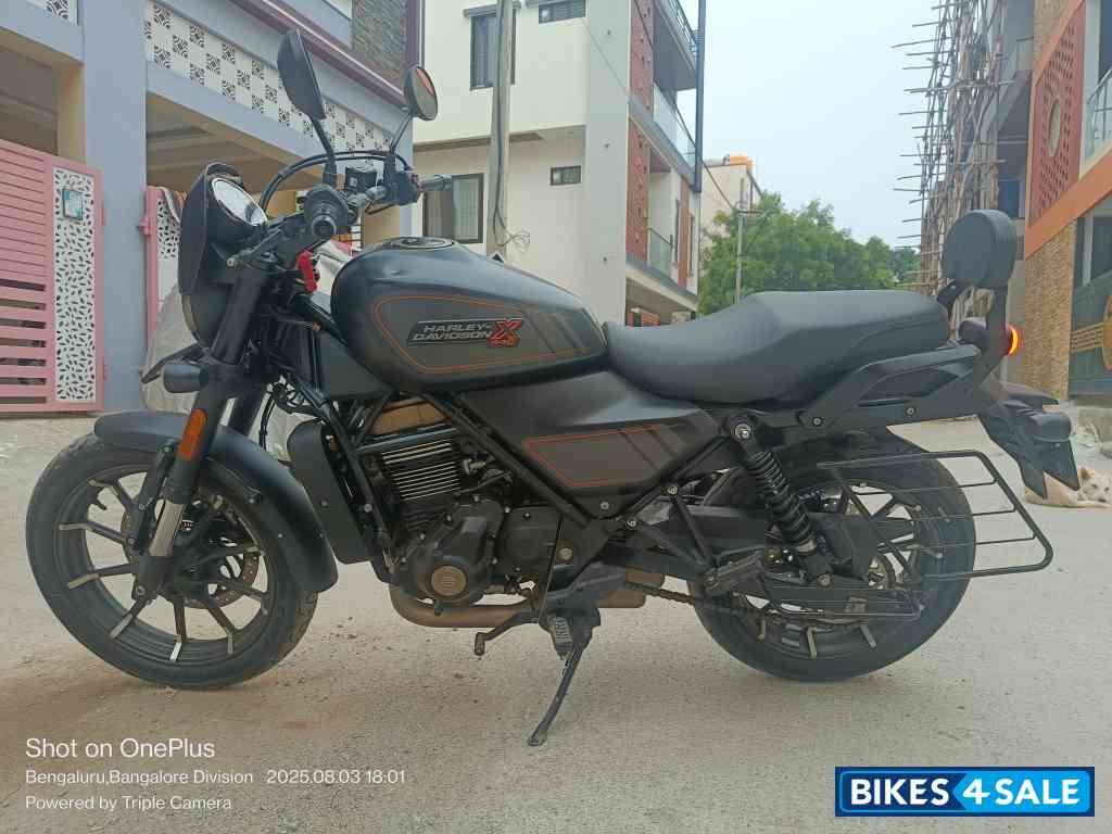 Black Harley Davidson X440 S