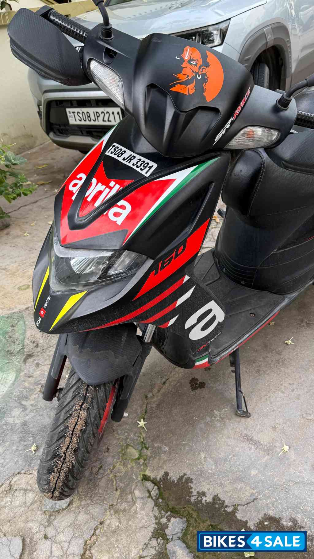Black Aprilia SR 160 Race ABS Black Aprilia SR 160 Race ABS