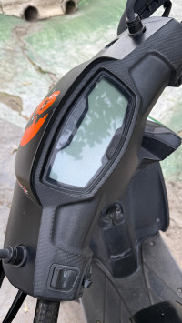 Black Aprilia SR 160 Race ABS