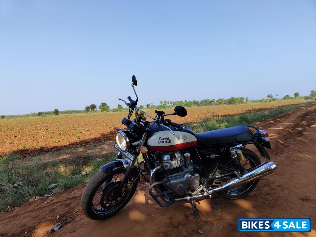 Royal Enfield Interceptor 650 Twin