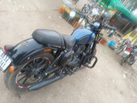 Yezdi Roadster Dual Tone 2022 Model