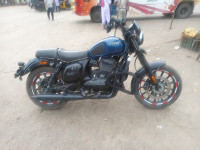 Yezdi Roadster Dual Tone