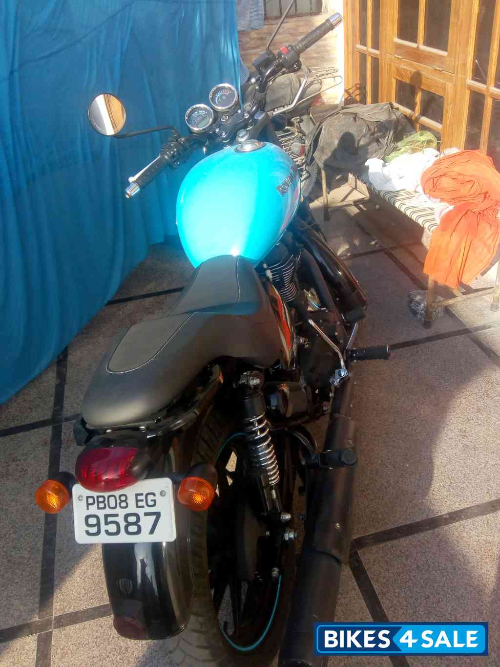 Blue Tank Royal Enfield Thunderbird X 500