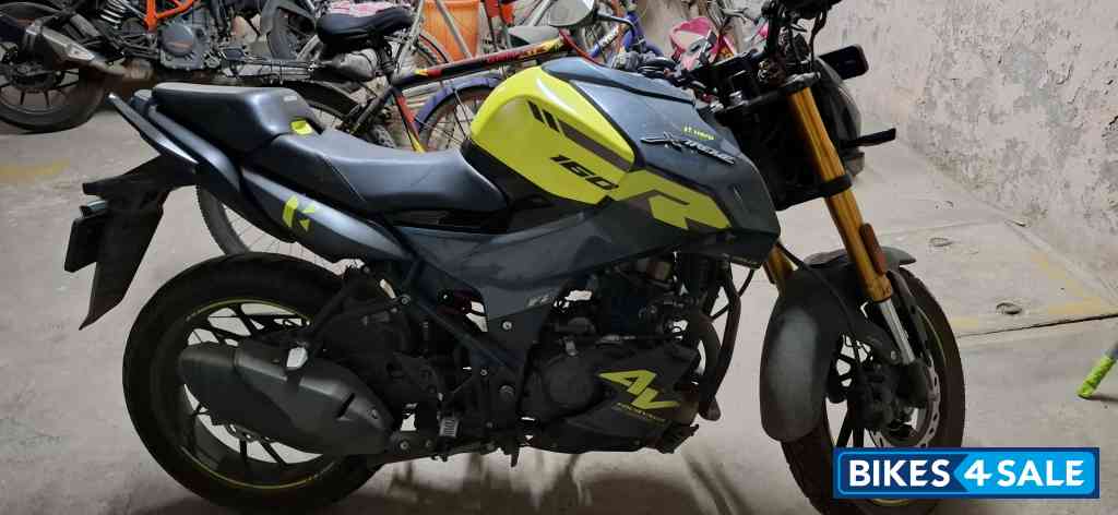 Hero Xtreme 160R 4V Pro