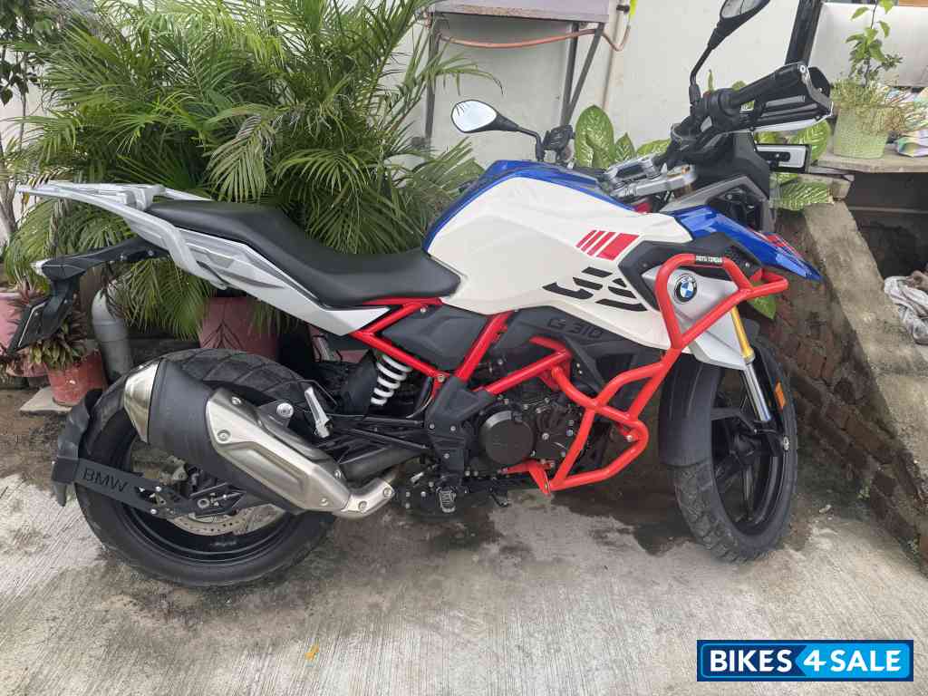 Blue White BMW G 310 GS