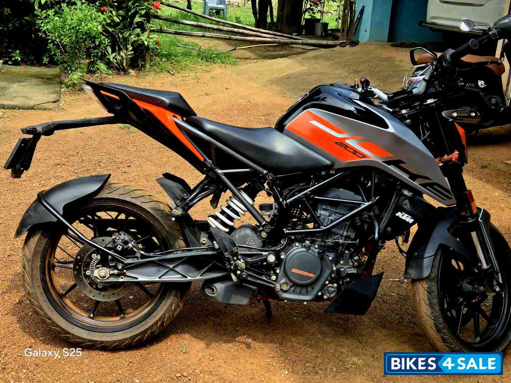 KTM Duke 200 2024