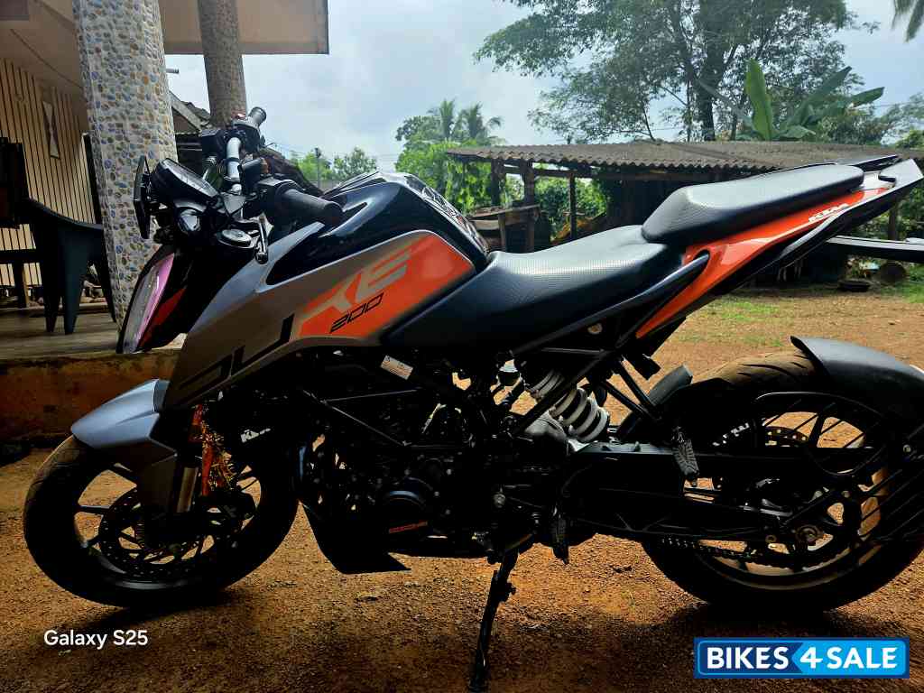 KTM Duke 200 2024