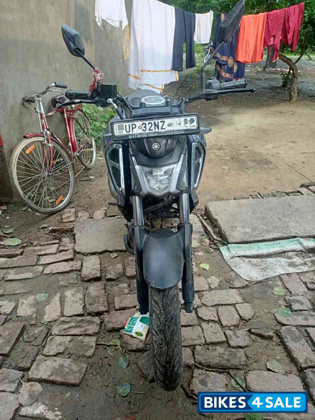 Pastel Dark Grey Yamaha FZ-S