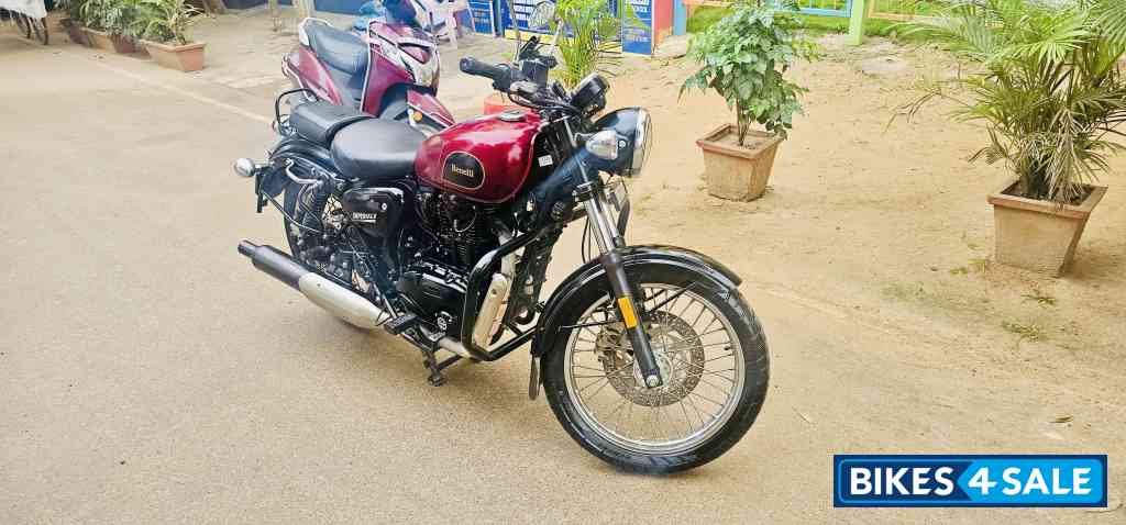 Benelli Imperiale 400 BS6 Benelli Imperiale 400 BS6