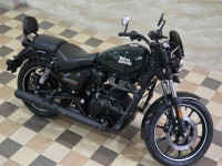 Royal Enfield Meteor 350 Fireball