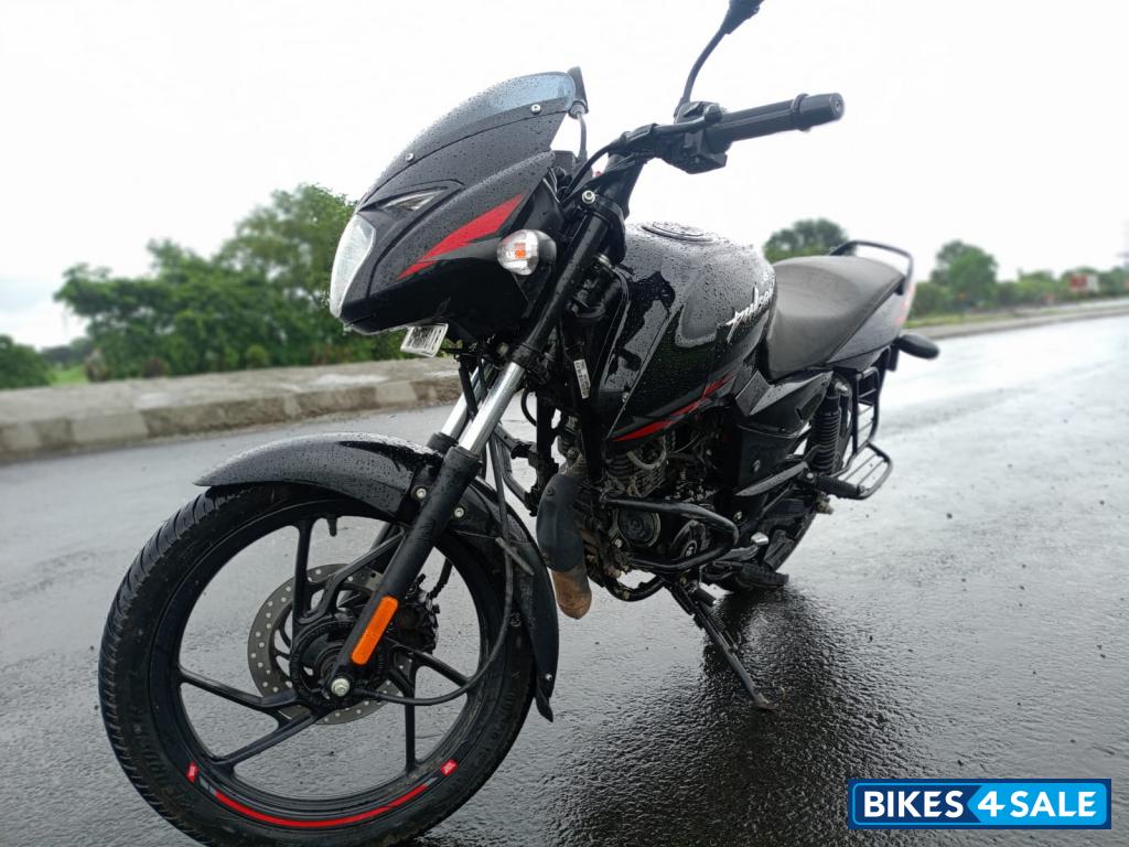 Bajaj Pulsar 125 Neon Disc Single Seat