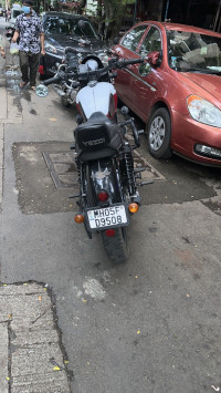 Yezdi Roadster Dual Tone