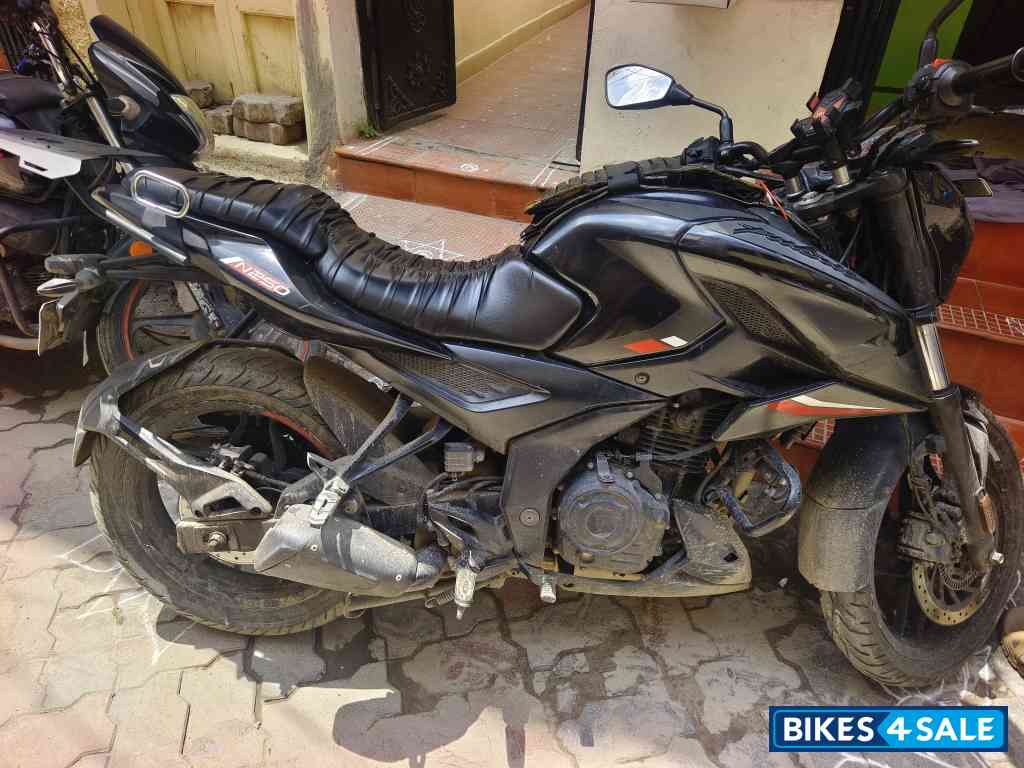 Bajaj Pulsar N250 Dual Channel ABS