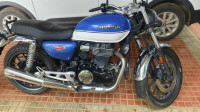 Athletic Blue Honda Hness CB350 DLX Pro