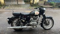 Black Royal Enfield Classic 350