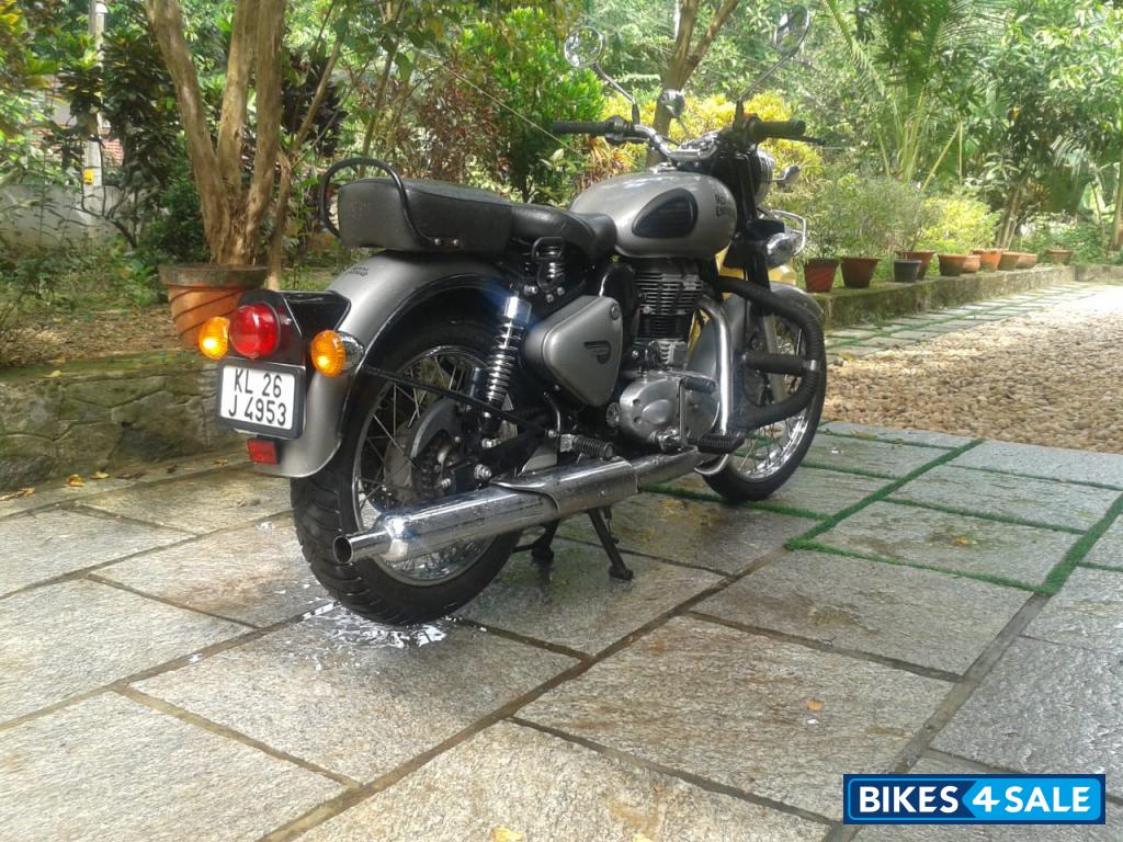 Gun Metal Grey Royal Enfield Classic 350 BS VI