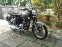 Gun Metal Grey Royal Enfield Classic 350 BS VI