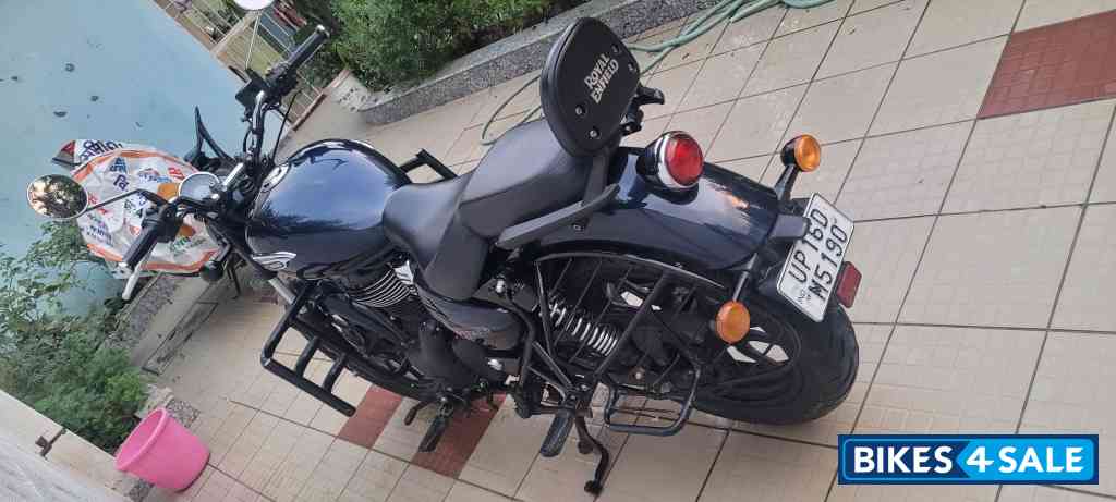 Royal Enfield Meteor 350 Stellar